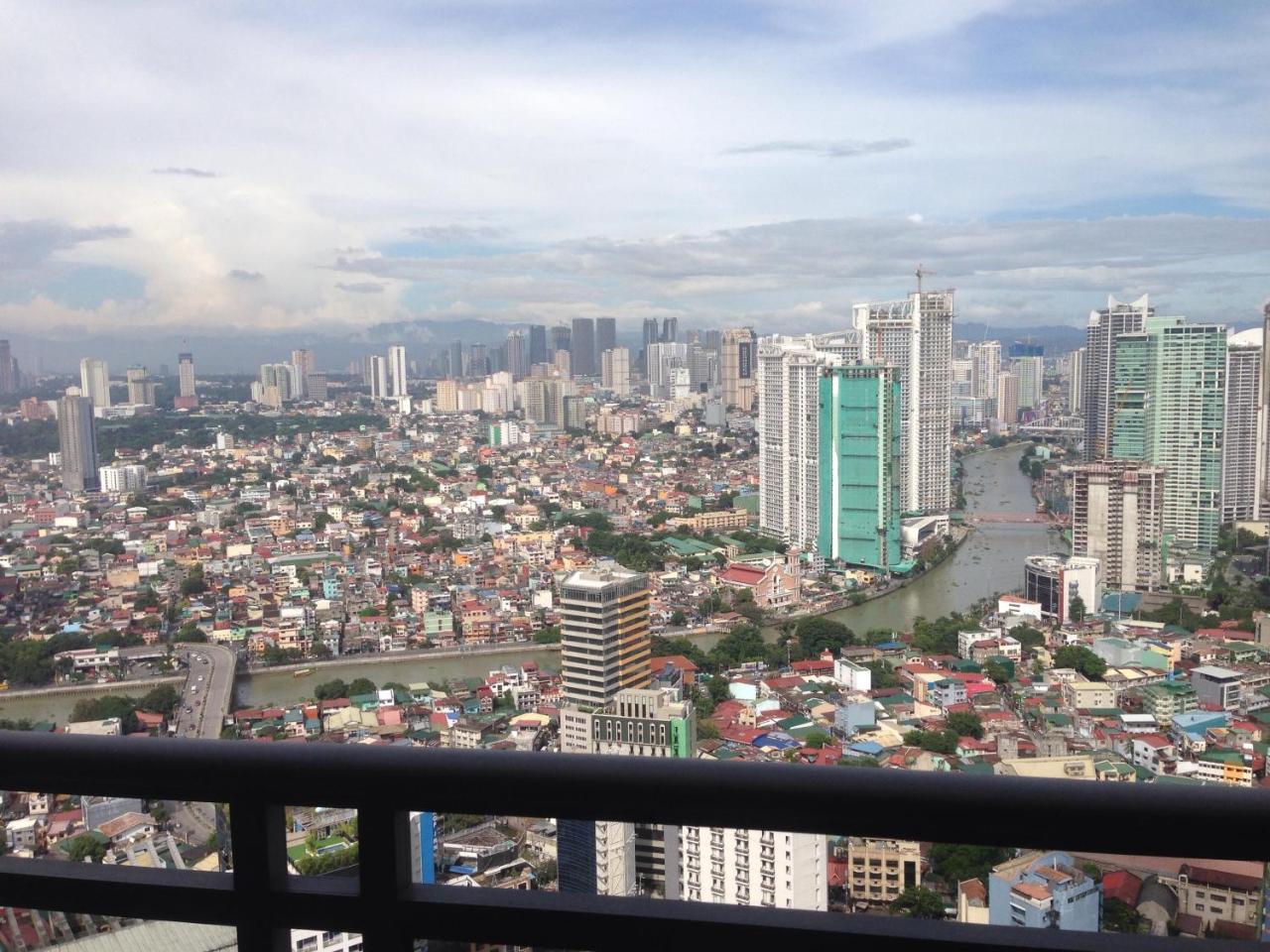 Seven Doors Aparthotels In Gramercy Makati Makati City Ngoại thất bức ảnh